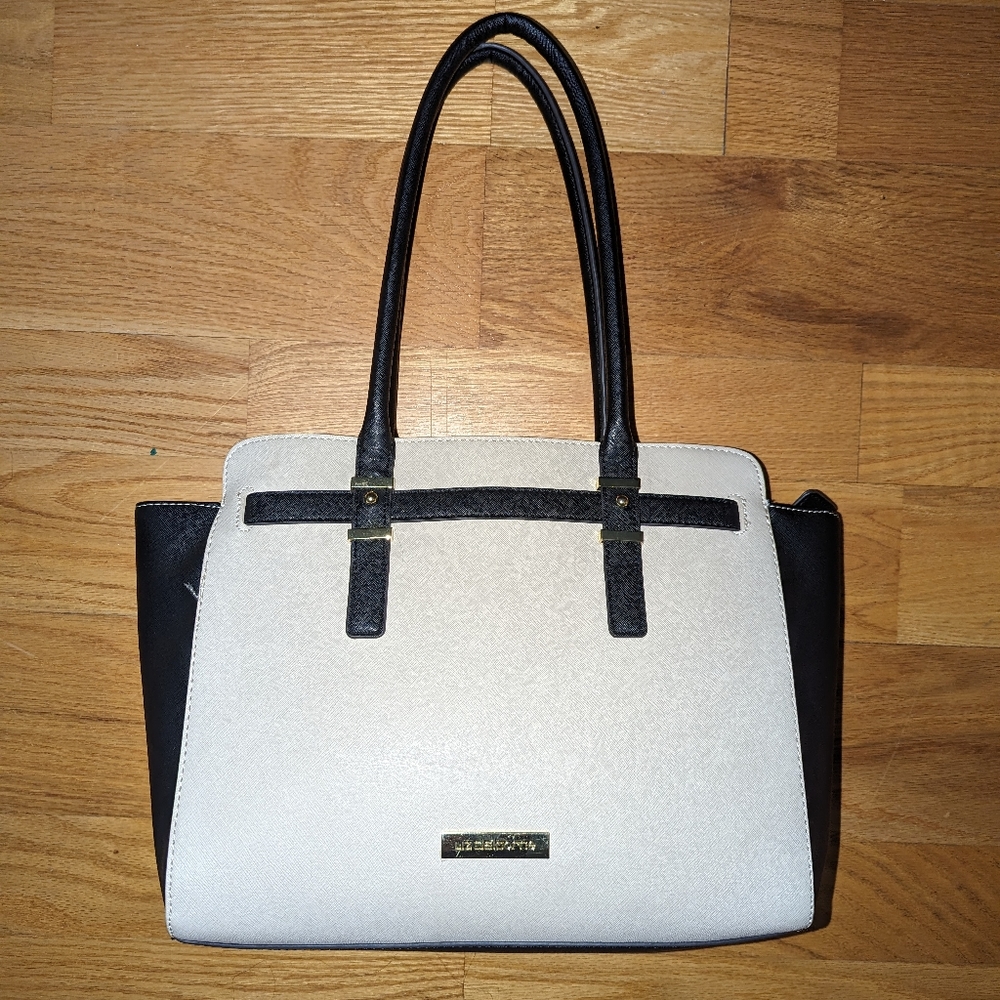 🍁Liz Claiborne purse